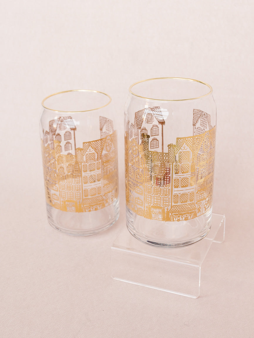 Golden Winter Village 16 Oz Soda Can Glass
