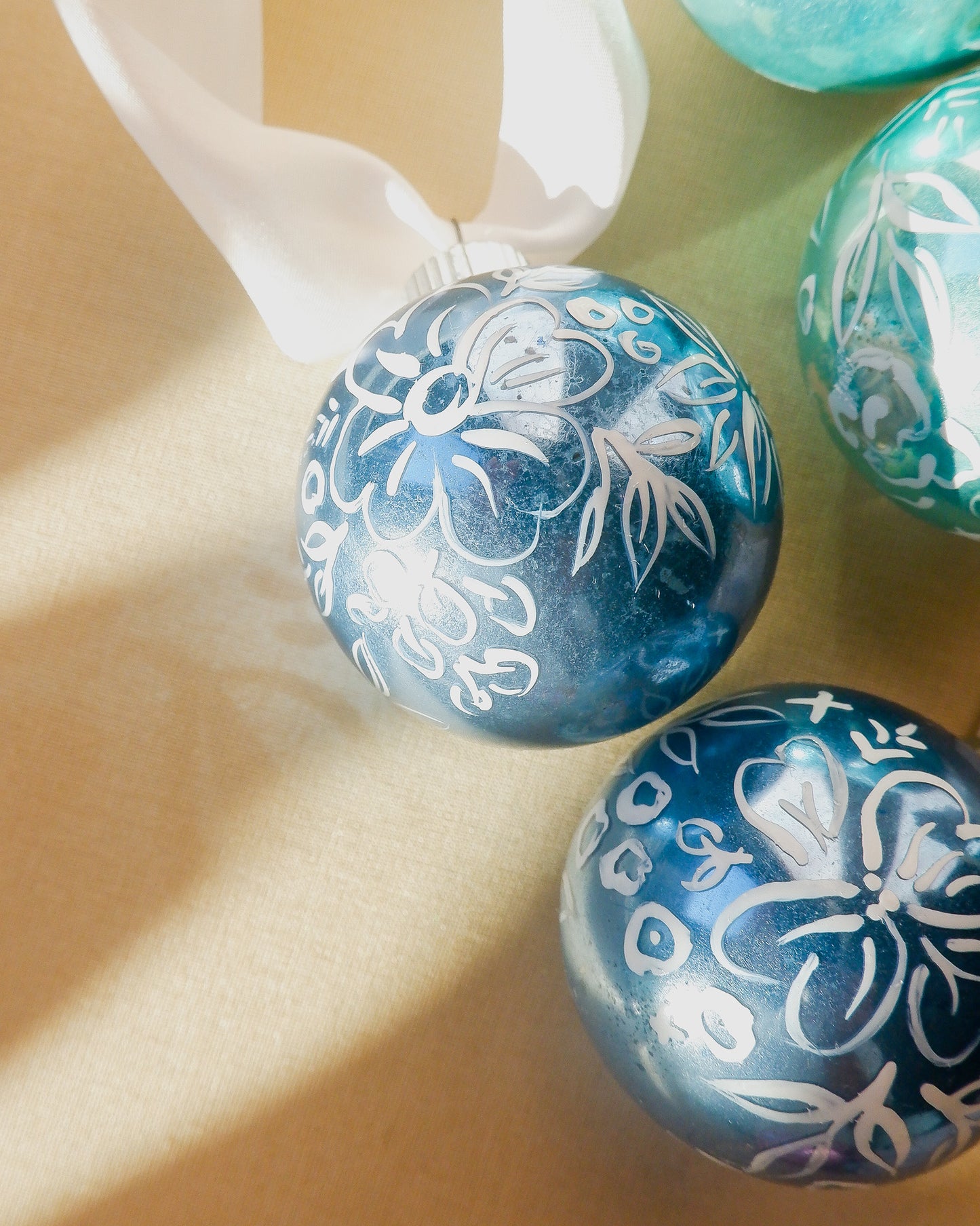 Blue Floral Round Ornament