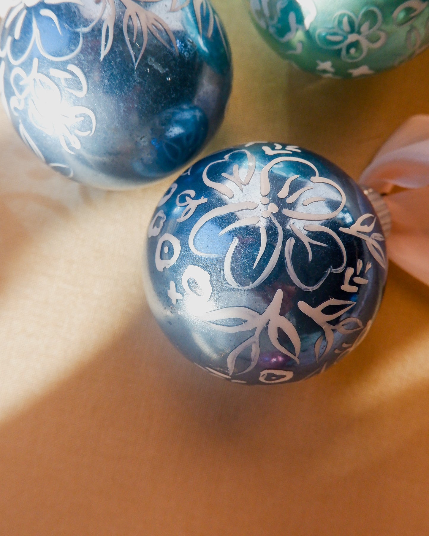 Blue Floral Round Ornament