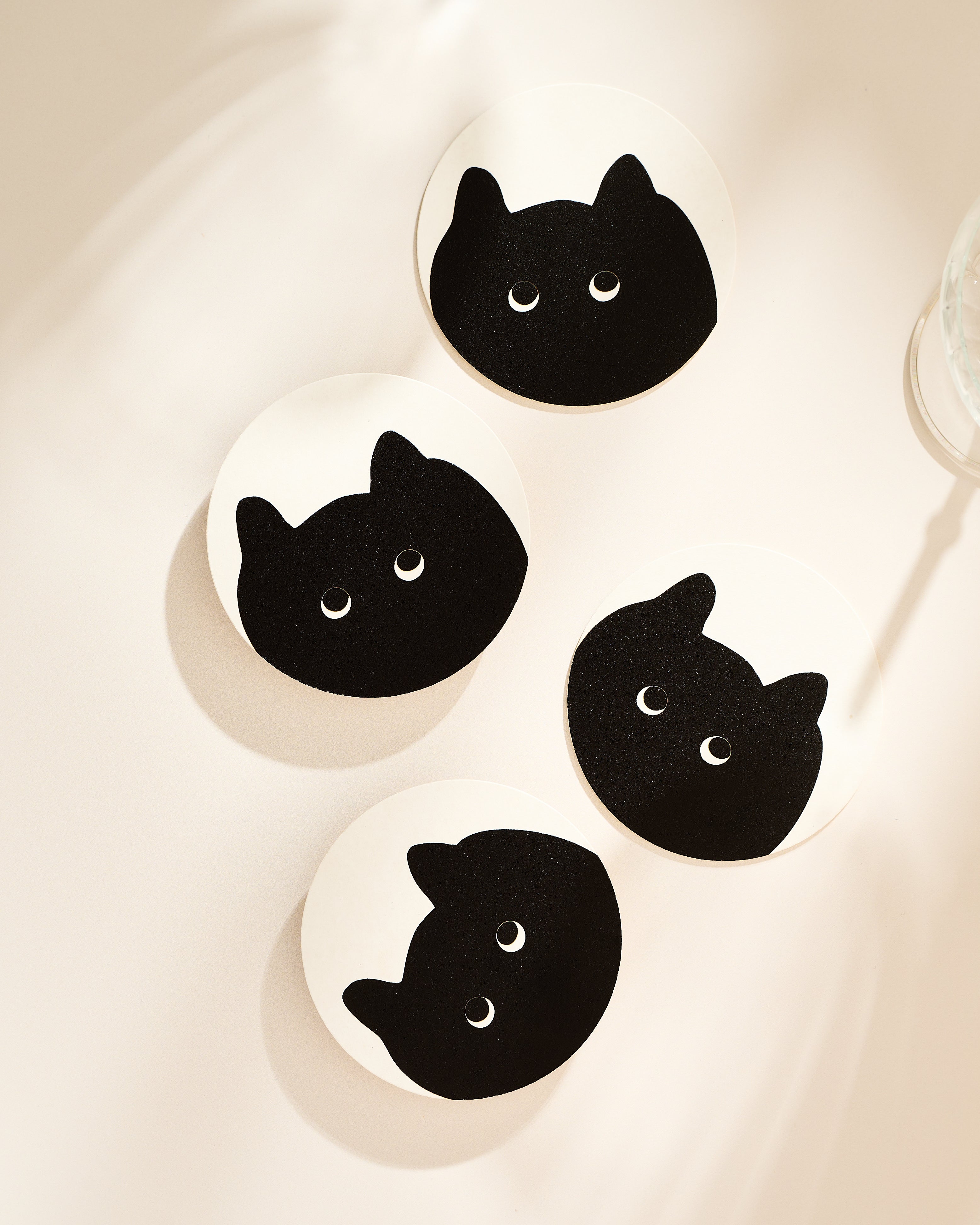 Black cat illustrated Halloween coaster, set of four