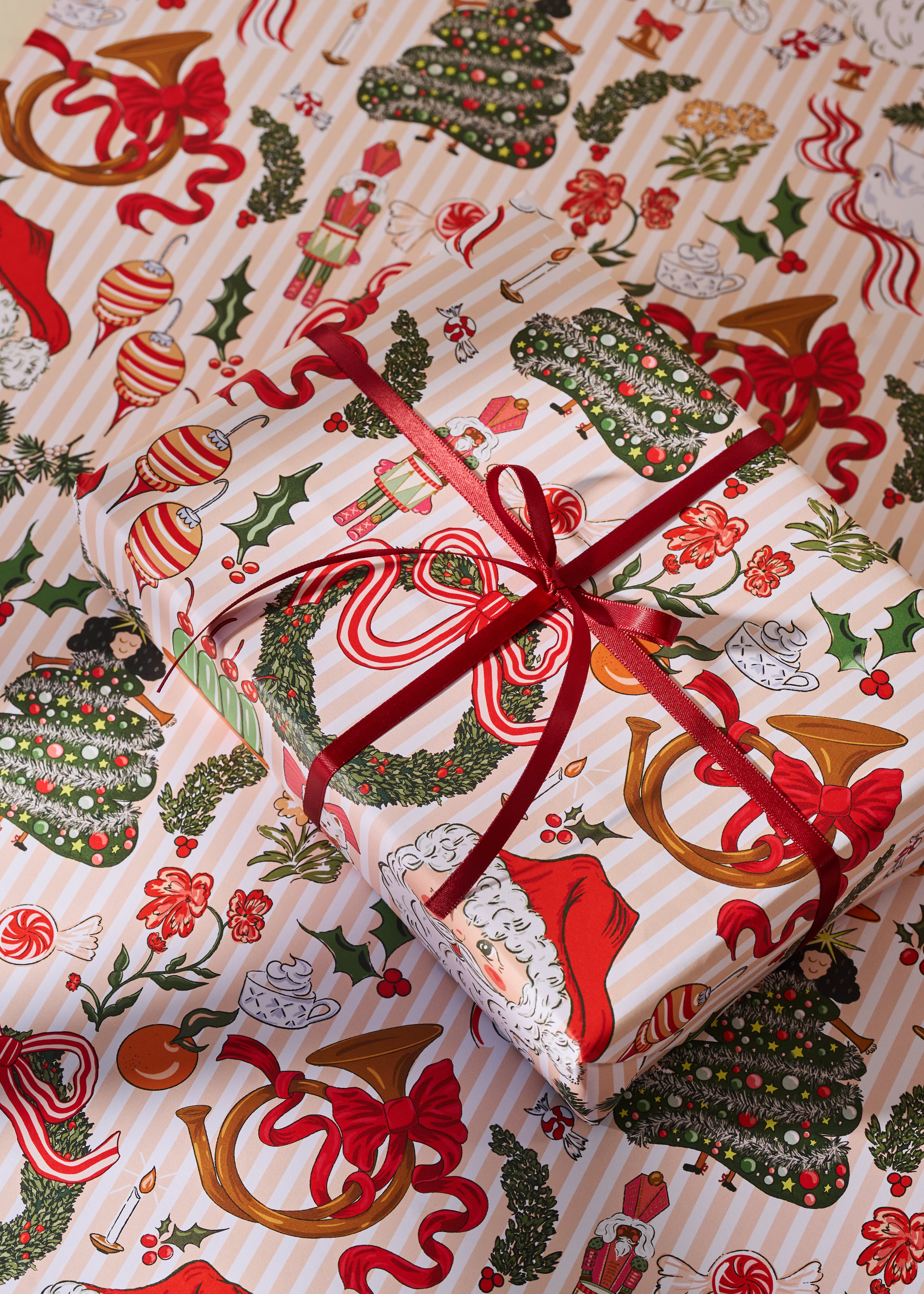 Nostalgic Christmas and Red Star Checked Double Sided Gift Wrap | Set of 3 Sheets