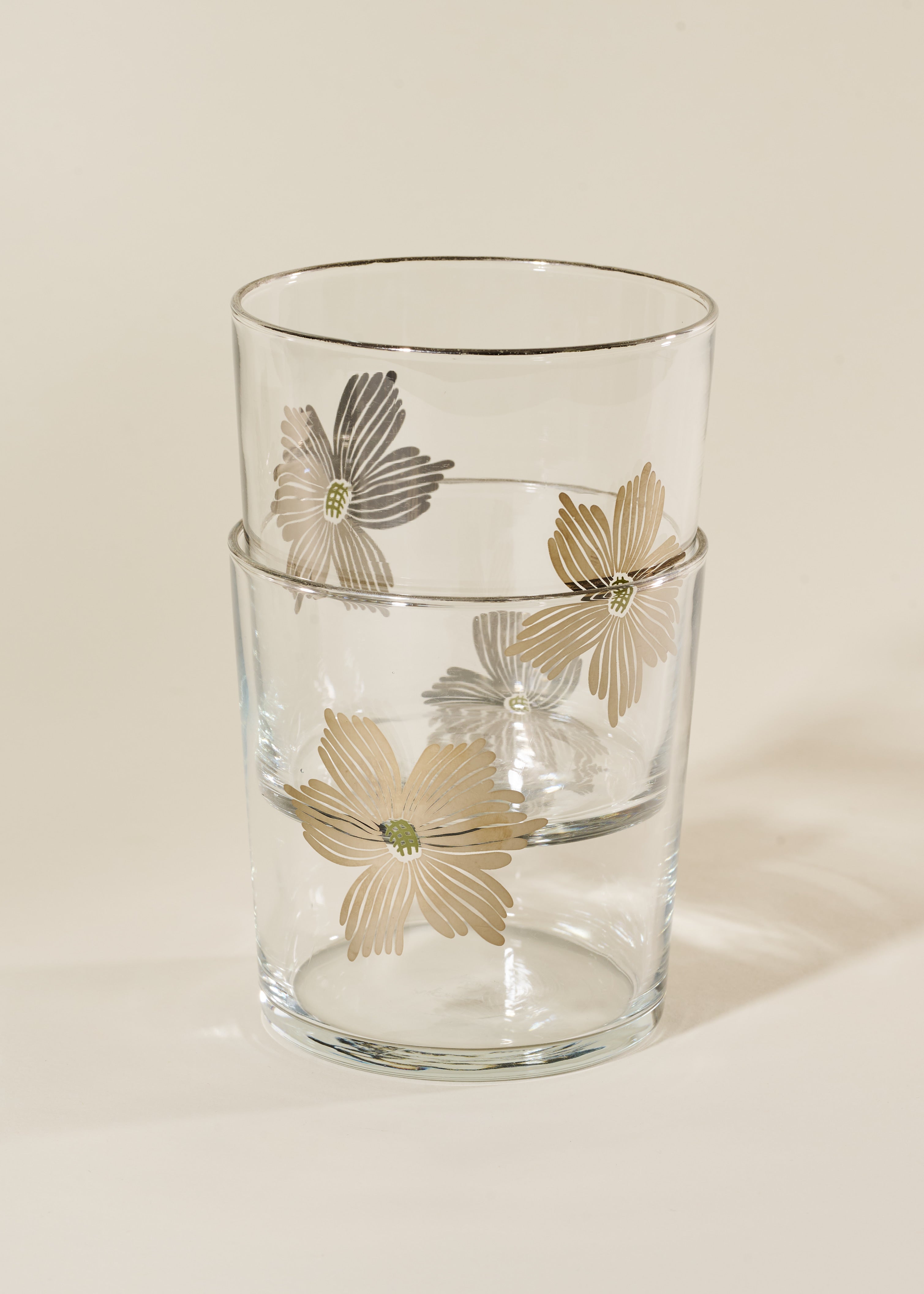 Silver Flower 12.5 Ounce Glass Tumbler